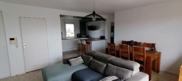 3 bedrooms Apartment in Bruz, France No. 335553 5