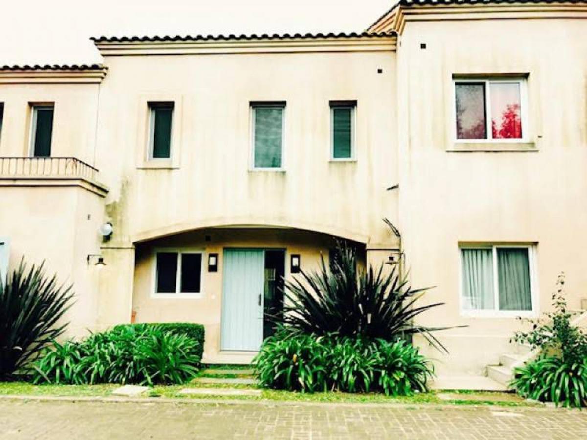 2 bedrooms House in Pilar, Argentina No. 77309