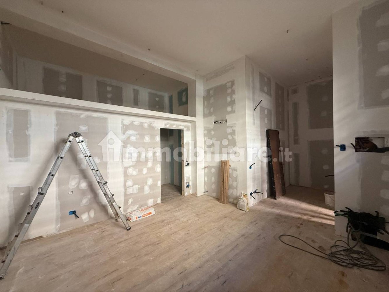 1 bedroom Apartment in Bergamo, Italy No. 334993