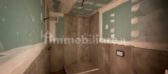 1 bedroom Apartment in Bergamo, Italy No. 334993 5