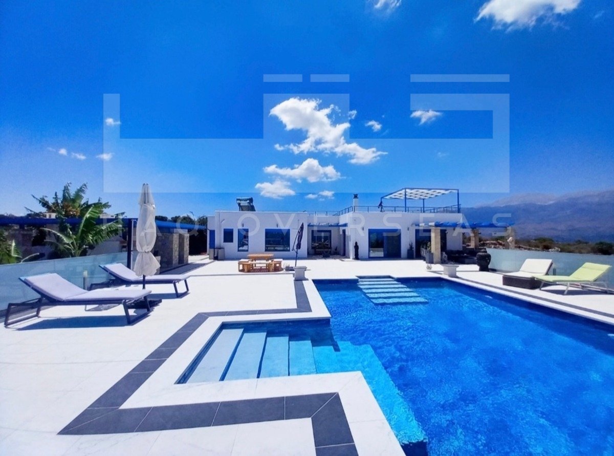 3 bedrooms Villa in Crete, Greece No. 367