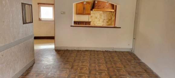 Таунхаус с 5 комнатами в Шаламон, Франция № 195217 3