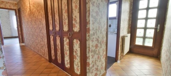 3 bedrooms House in Eure, France No. 325118 10