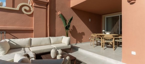 4 bedrooms Duplex in La Quinta, Spain No. 100381 10