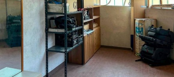 21m² Warehouse in Torre Pellice, Italy No. 330721 10