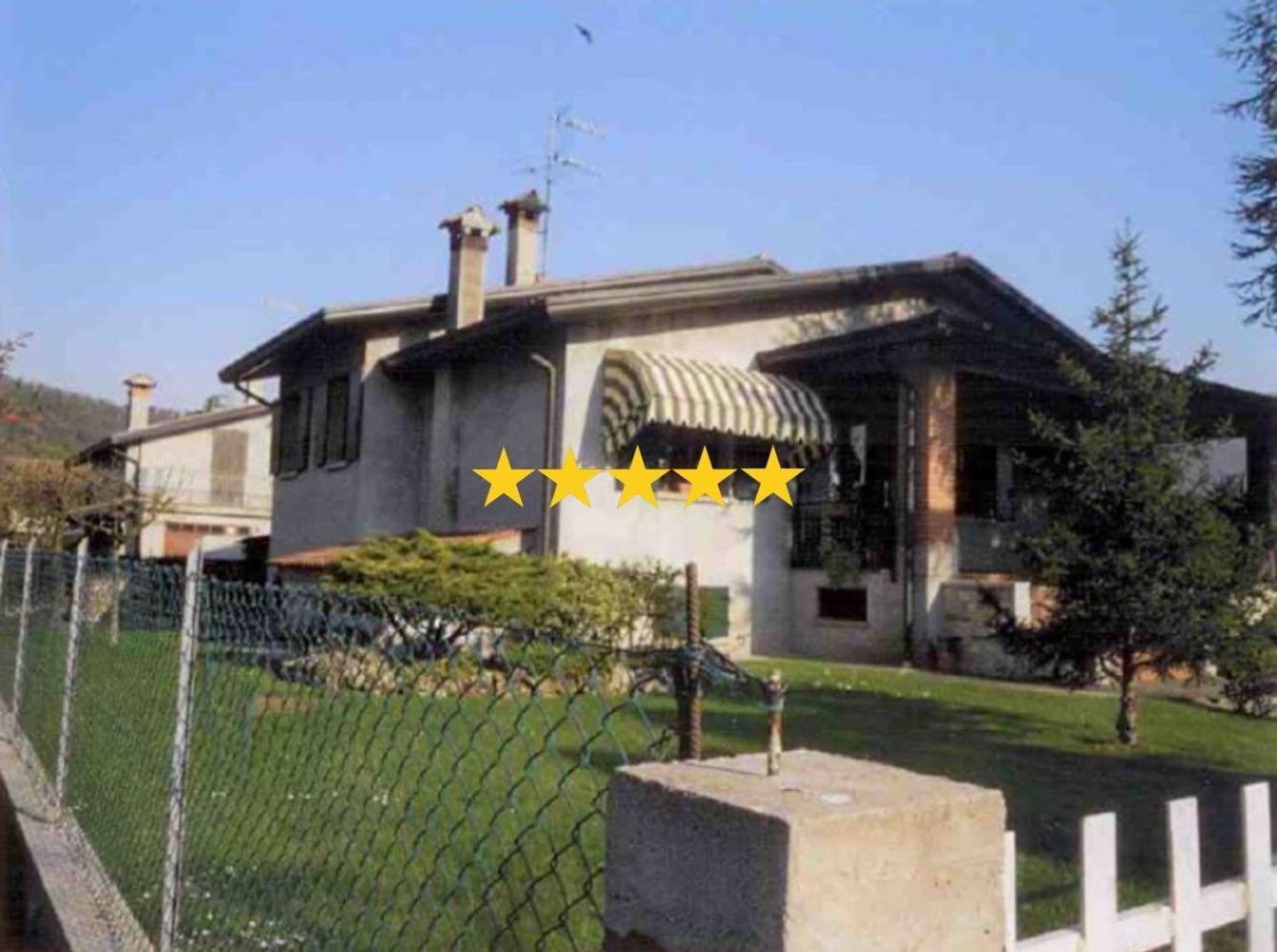 Квартира с 7 комнатами в Роволон, Италия № 16104