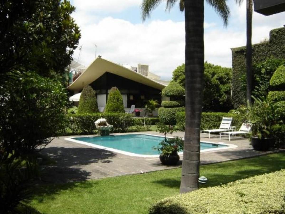 4 bedrooms House in Morelos, Mexico No. 162589