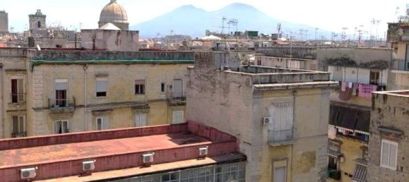 Apartamento de 4 dormitorios en Naples, Italy No. 326313 19