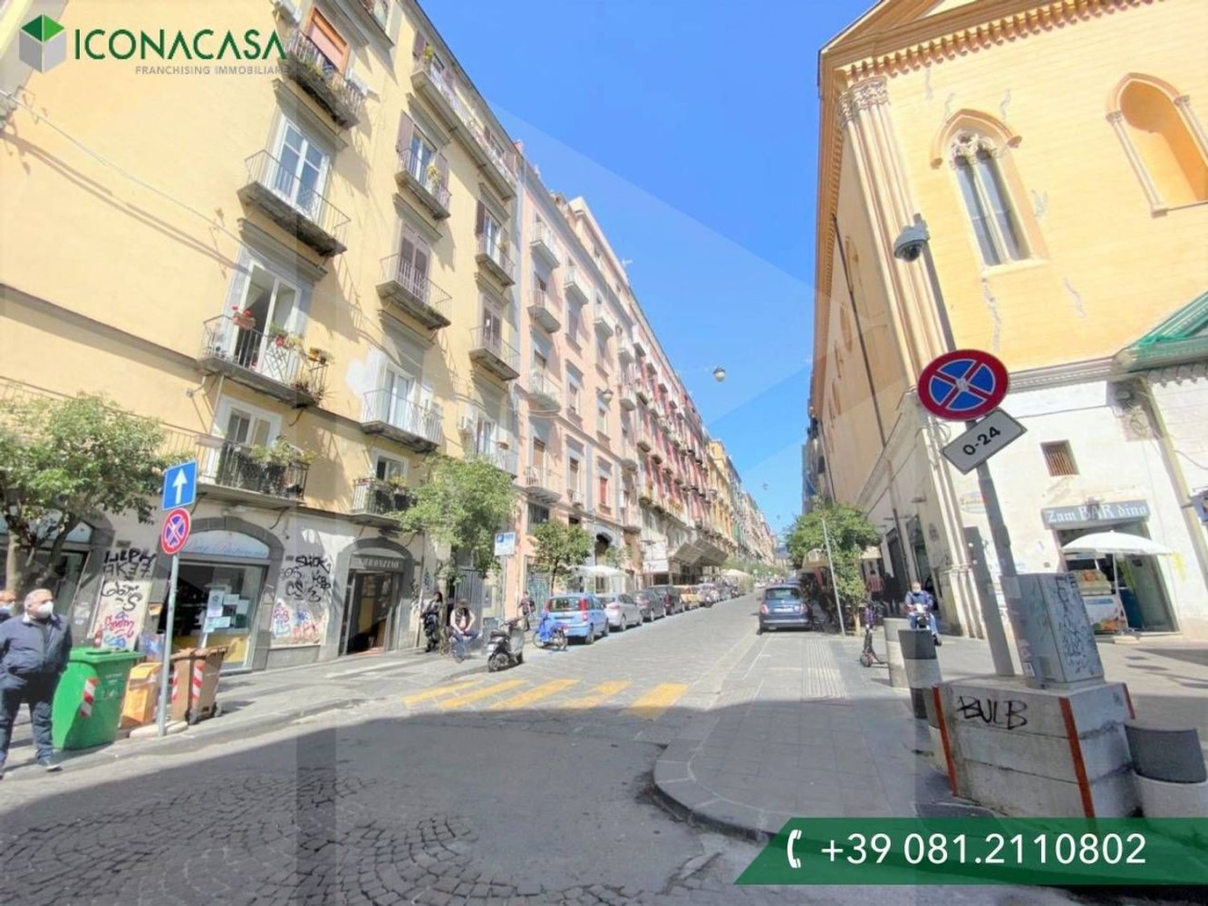 Apartamento de 4 dormitorios en Naples, Italy No. 326313