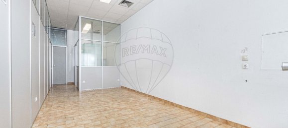 Gewerbliche Immobilie in Vila Franca de Xira, Portugal 70m², Nr. 87704 15