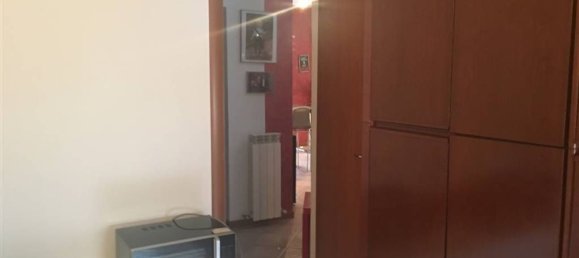 3 rooms Apartment in Piacenza, Italy No. 73786 16