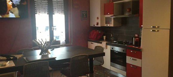 3 rooms Apartment in Piacenza, Italy No. 73786 11