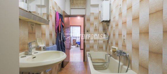 5 rooms Apartment in Bologna, Italy No. 275029 15