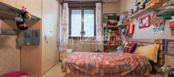 5 rooms Apartment in Bologna, Italy No. 275029 11