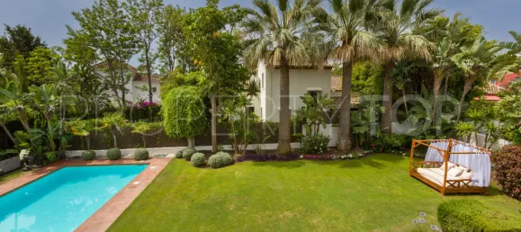 Villa de 6 dormitorios en Estepona, Spain No. 187731 2