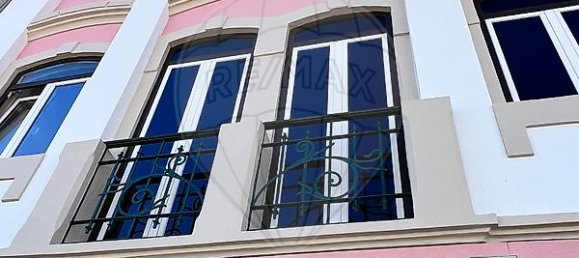 Bâtiment à Vila Franca de Xira, Portugal 304m² No. 57220 2