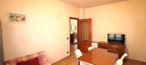 Дом с 4 комнатами в Треццо Тинелла, Италия № 141549 30