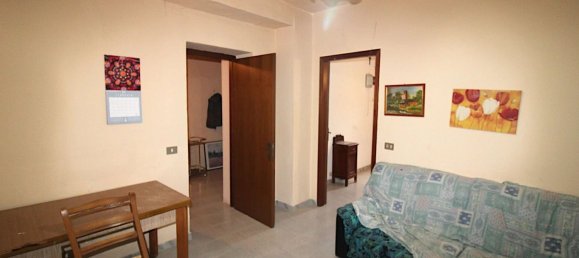 Дом с 4 комнатами в Треццо Тинелла, Италия № 141549 40