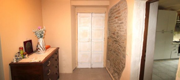 Дом с 4 комнатами в Треццо Тинелла, Италия № 141549 38