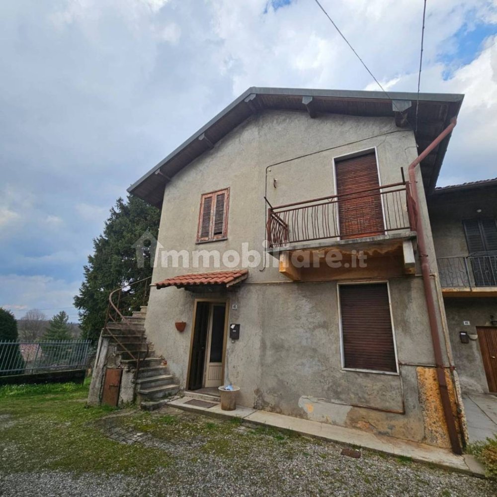 2 bedrooms House in Triuggio, Italy No. 303715