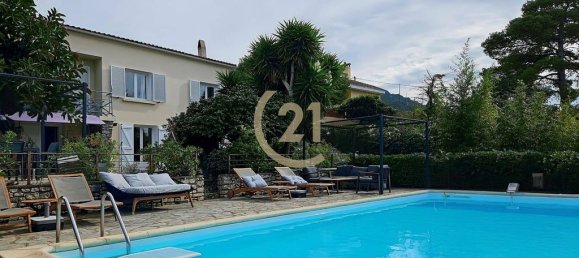 4 bedrooms Villa in Patrimonio, France No. 231161 3