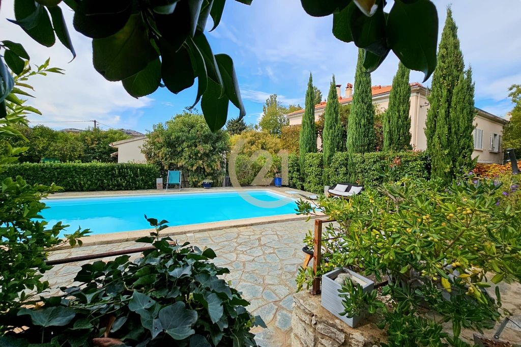 4 bedrooms Villa in Patrimonio, France No. 231161