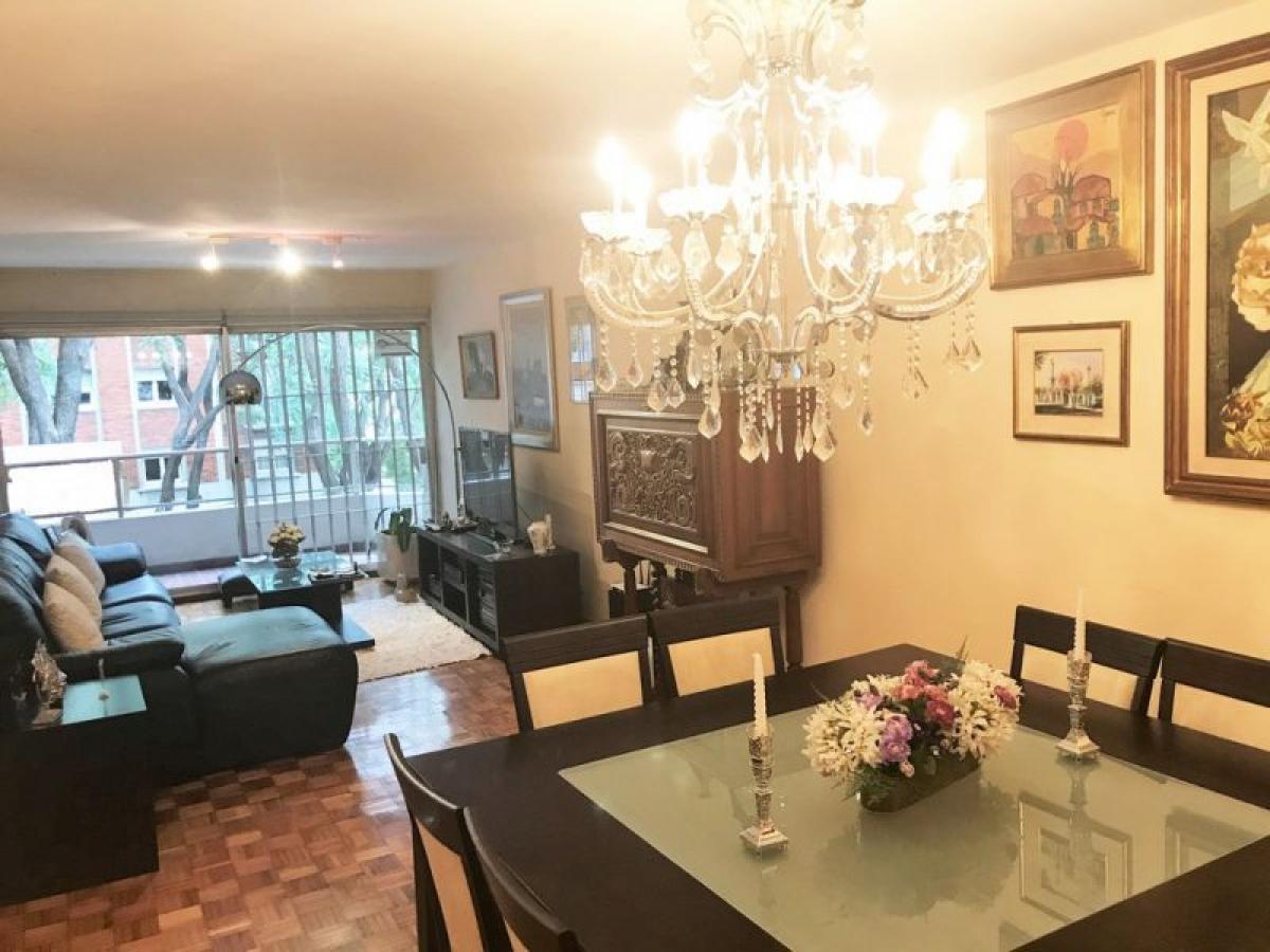 3 bedrooms Apartment in Montevideo, Uruguay No. 3930
