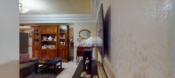 Квартира с 3 комнатами в Казория, Италия № 170985 8