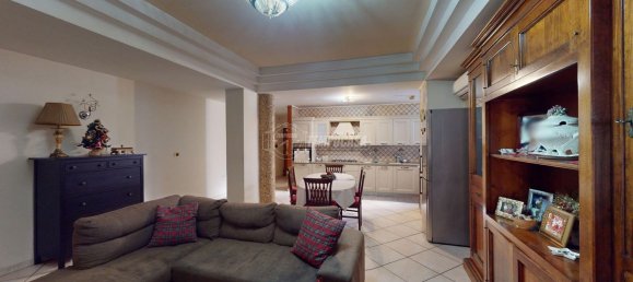 Квартира с 3 комнатами в Казория, Италия № 170985 9