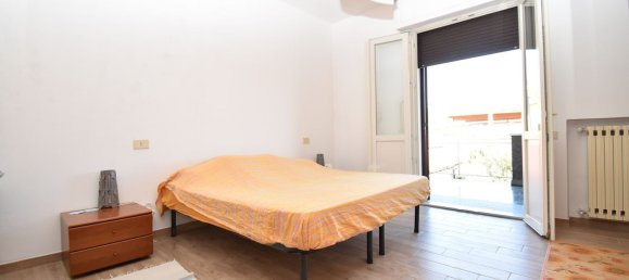3 Schlafzimmer Penthouse in Seravezza, Italy, Nr. 345381 10