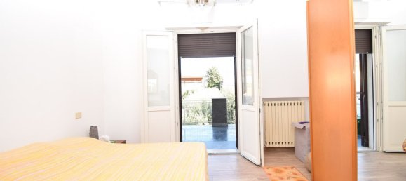 3 Schlafzimmer Penthouse in Seravezza, Italy, Nr. 345381 11