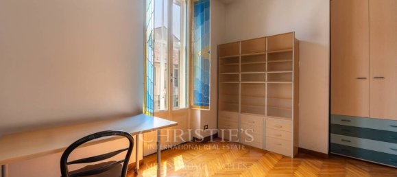 Вилла с 5 спальнями в Милан, Италия № 296815 14