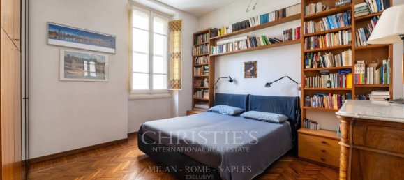 Вилла с 5 спальнями в Милан, Италия № 296815 11