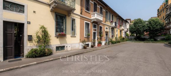 Вилла с 5 спальнями в Милан, Италия № 296815 23