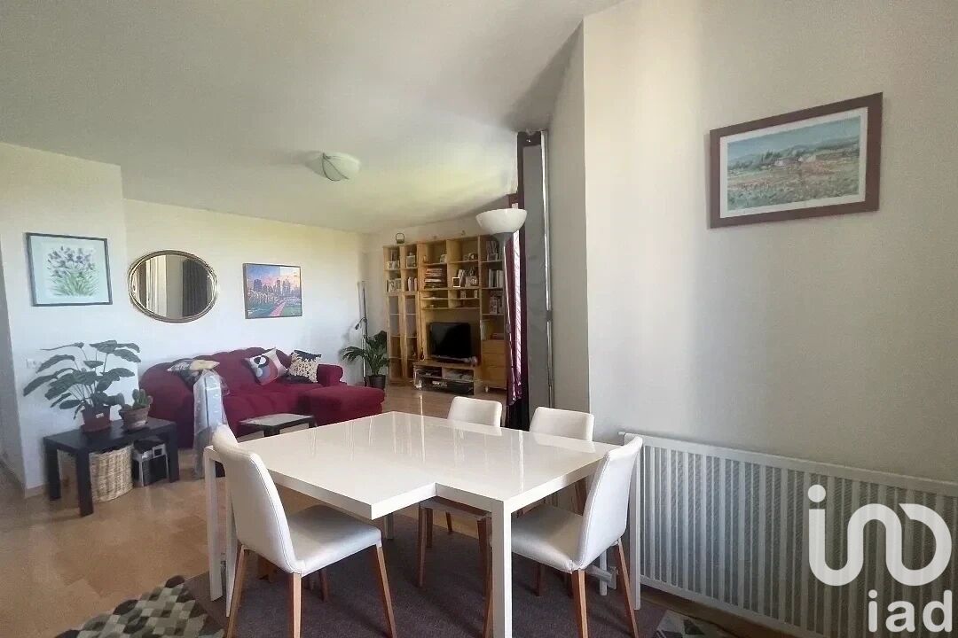 1 bedroom Apartment in Creteil, France No. 318231