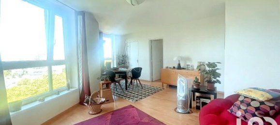 1 bedroom Apartment in Creteil, France No. 318231 3
