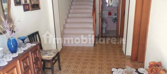 5-salle Bâtiment à Scafa, Italy No. 281431 3