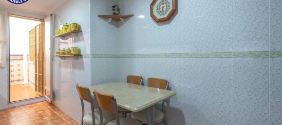 3 bedrooms Apartment in Torrent, Spain No. 140929 12