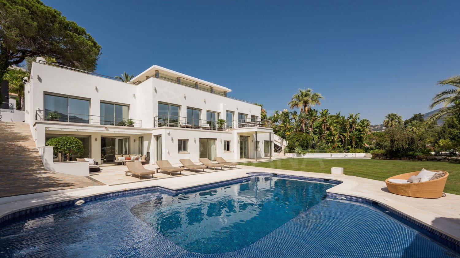 7 Schlafzimmer Villa in Marbella, Spain, Nr. 120392