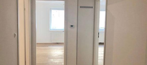 4 rooms Apartment in Josefstadt, Austria No. 233897 2