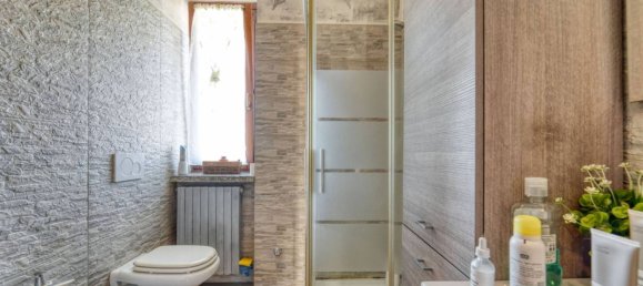 2 Schlafzimmer Wohnung in Figino Serenza, Italy, Nr. 343442 10