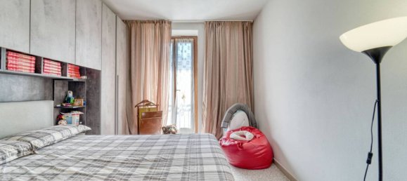 2 Schlafzimmer Wohnung in Figino Serenza, Italy, Nr. 343442 8
