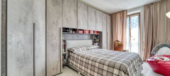 2 Schlafzimmer Wohnung in Figino Serenza, Italy, Nr. 343442 7