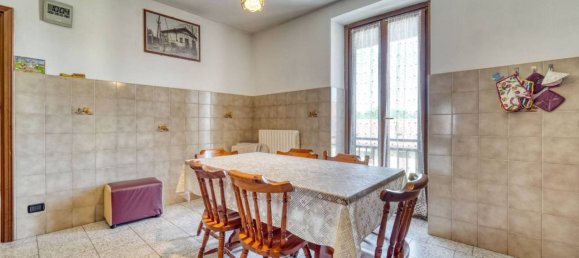 2 Schlafzimmer Wohnung in Figino Serenza, Italy, Nr. 343442 3