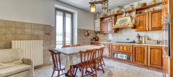 2 Schlafzimmer Wohnung in Figino Serenza, Italy, Nr. 343442 2