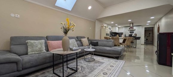 3 bedrooms House in Villeneuve-d'Ascq, France No. 70198 2