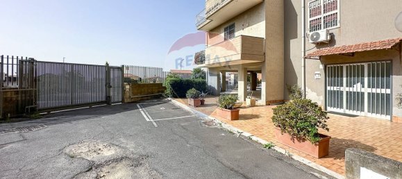 3 bedrooms Apartment in Catania, Italy No. 132664 2