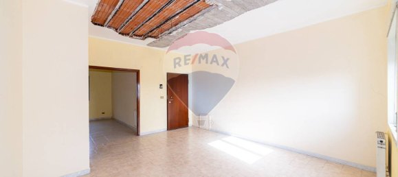3 bedrooms Apartment in Catania, Italy No. 132664 11