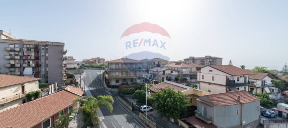 3 bedrooms Apartment in Catania, Italy No. 132664 34
