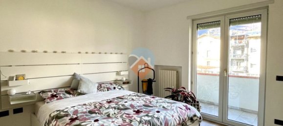 3-salle Appartement à Villa Lagarina, Italy No. 49594 12